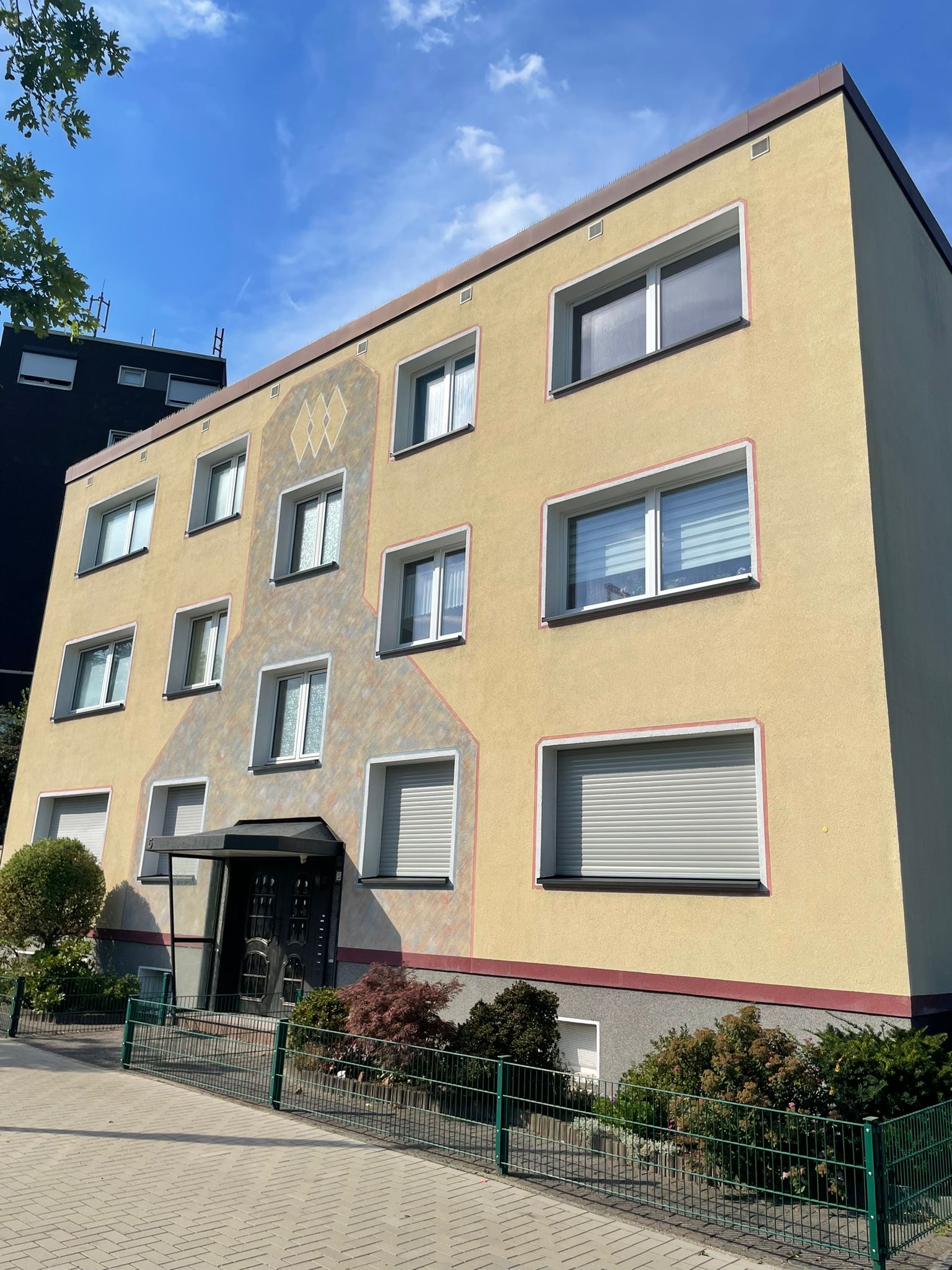Putzfassade nach der Reinigung